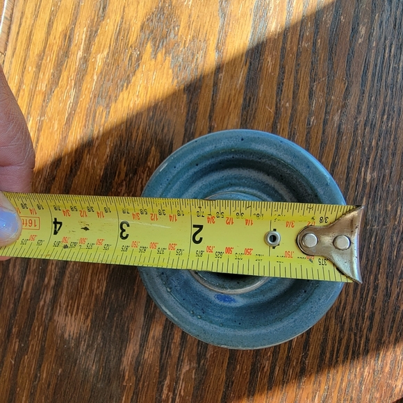 HAND CRAFTED Ceramic candlestick holder. - Picture 4 of 4